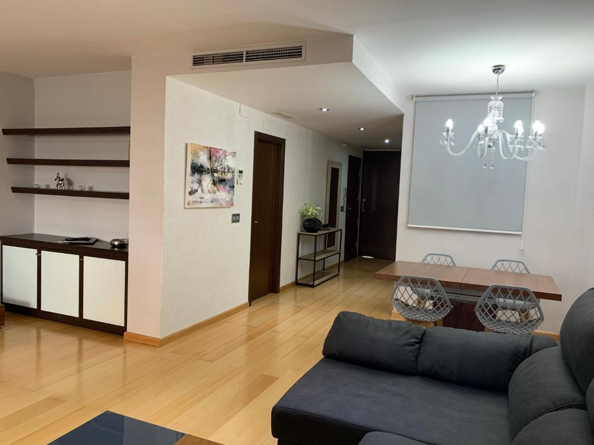 Luxury Apartment Mercat Central タラゴナ エクステリア 写真