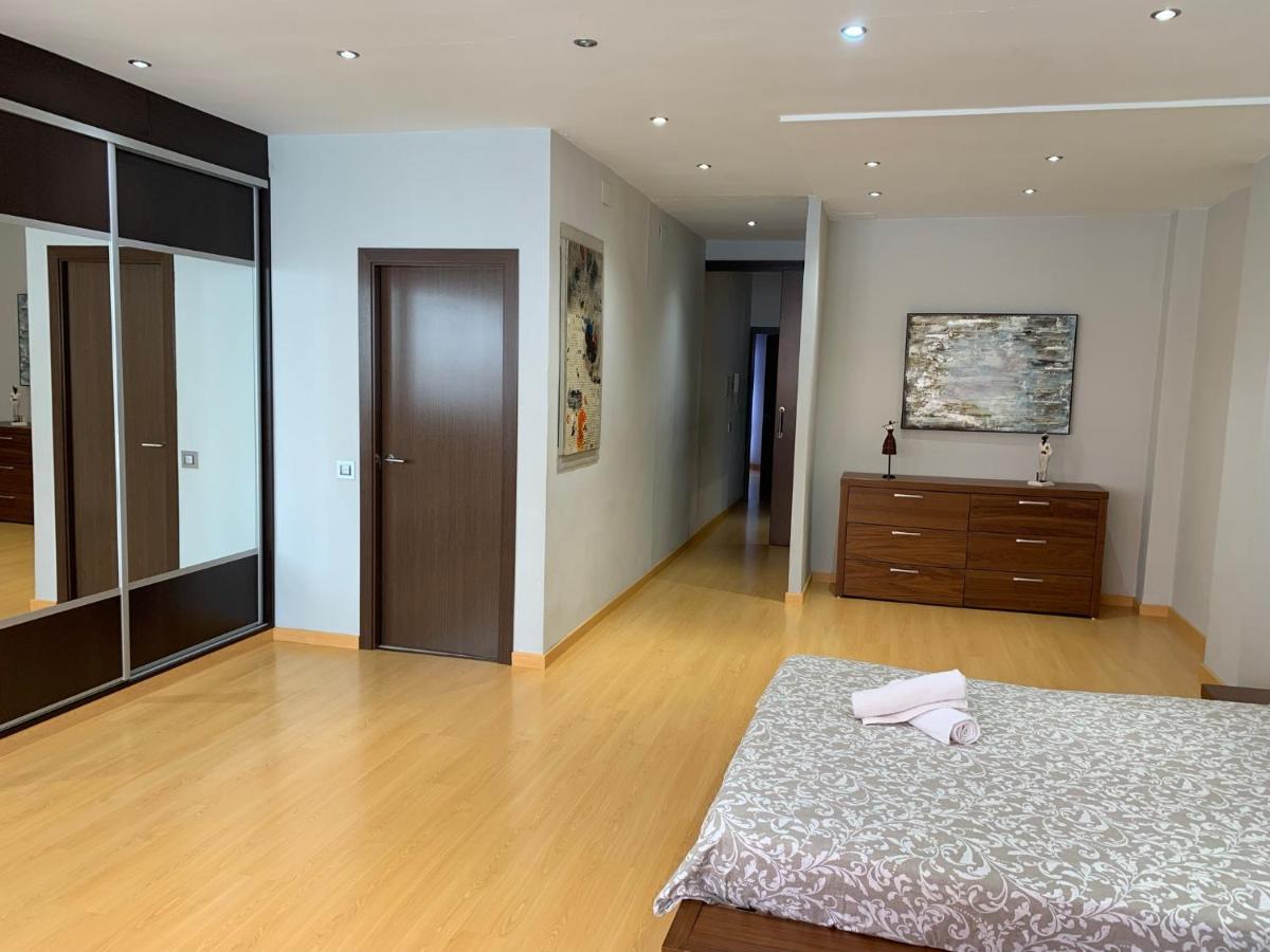 Luxury Apartment Mercat Central タラゴナ エクステリア 写真